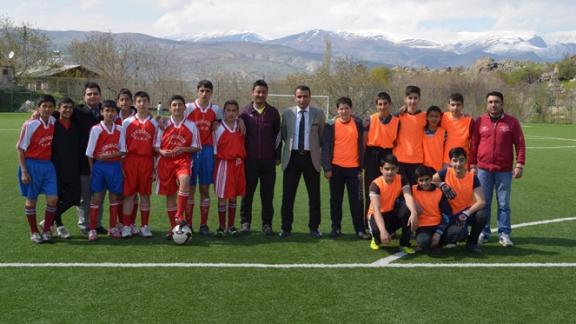 Okullar Arası Futbol Turnuvası Düzenlendi