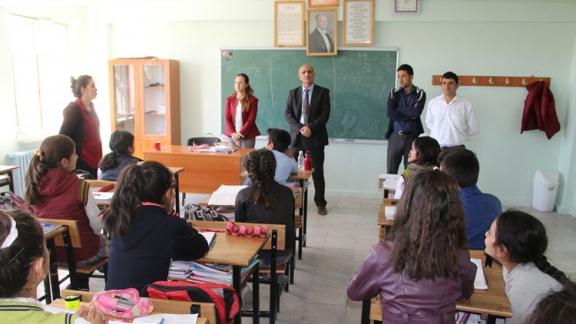 Milli Eğitim Müdürü İzzet Demir  Okul Ziyaretlerini Sürdürüyor