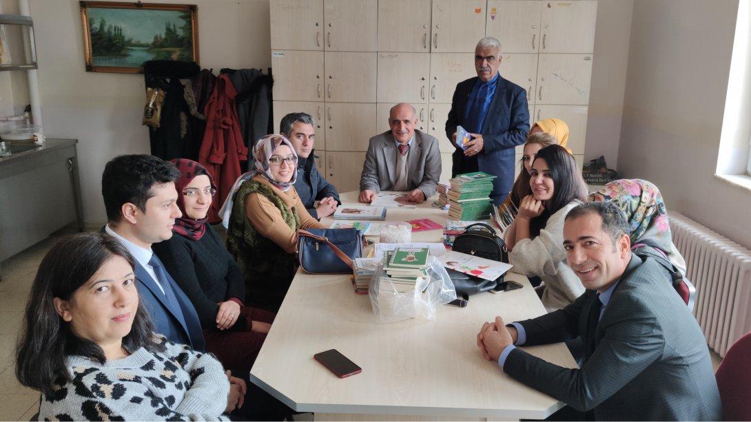 Milli Eğitim Müdürü M. İzzet Demir Okulları Ziyaret Etti